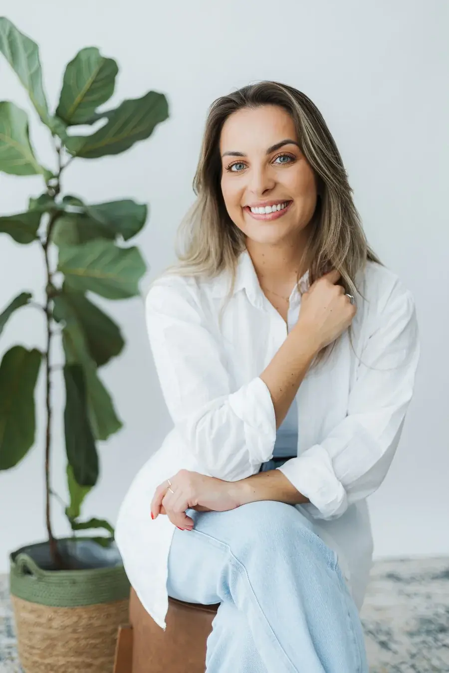 Rafaela Cecco - Formações em Psicologia, Neuropsicologia e TCC